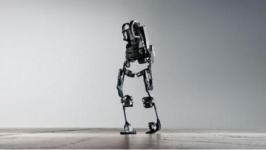 机器人外骨骼 - 穿上这款机器人外骨骼能自由转身